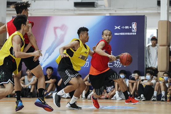 尤其是在男 尤其是在男