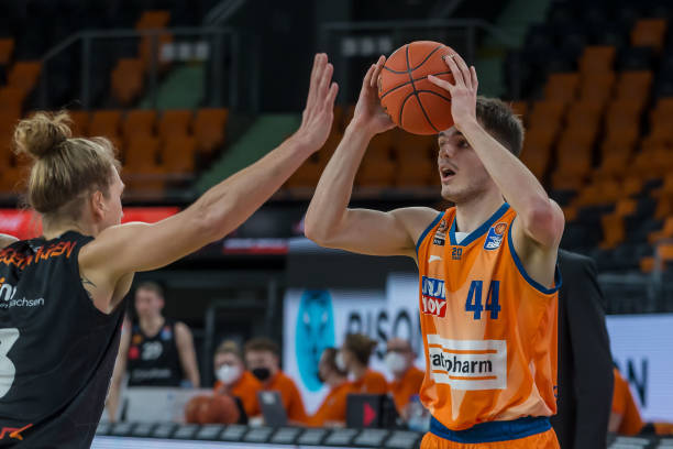 在这个看似 在这个看似