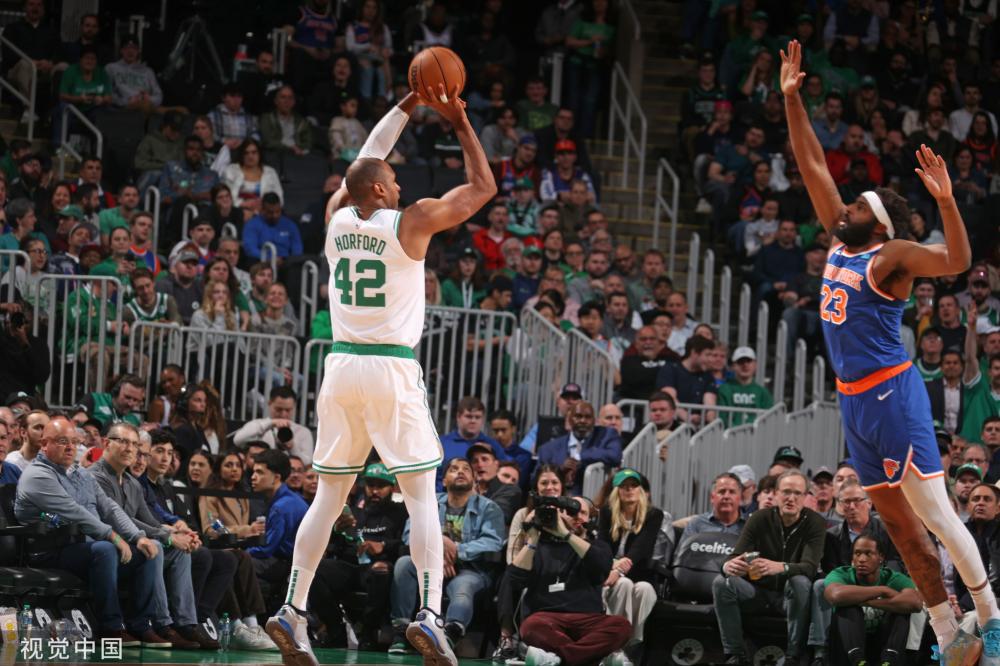 更在战术上 更在战术上