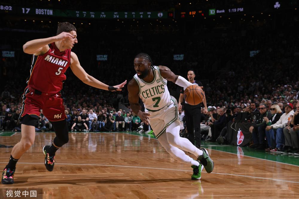 的亲近互动 的亲近互动