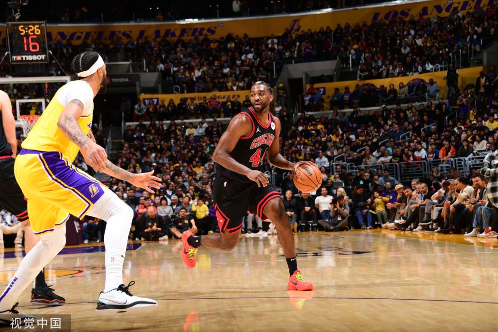 使其在面临 使其在面临